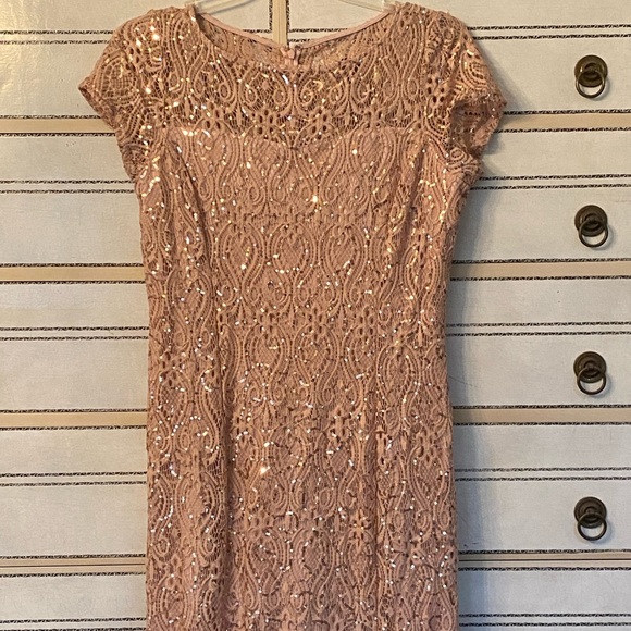 Gorgrous Marina Mother of the Bride Dress - Picture 4 of 9